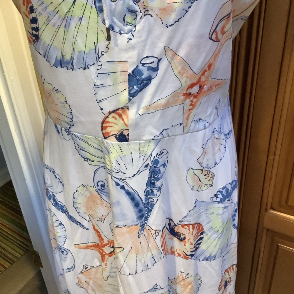 NWOT MAXI DRESS WITH BEACH OBJECTS ALL OVER - Picture 5 of 6